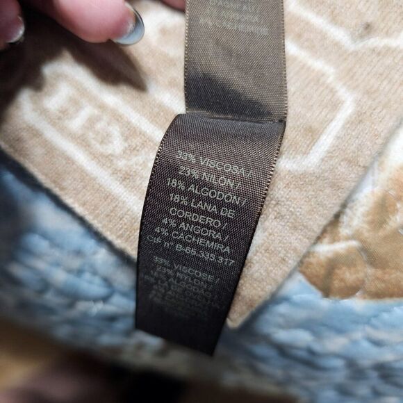 Coach Neckscarf in Biege with Logo print - Picture 4 of 6